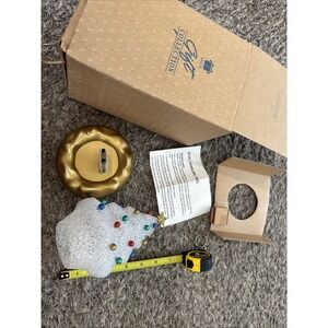 Vintage Avon Gift Collection Twinkling Christmas Tree Decoration in‎ Box
